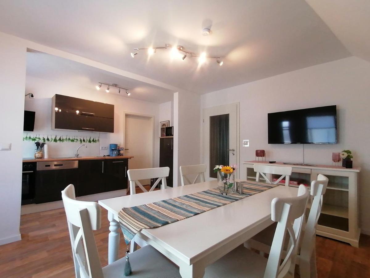 נוימאגן-דרון Ferienwohnung An Der Dhron מראה חיצוני תמונה